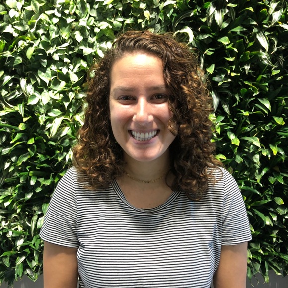 Meet your Posher, Danielle - Picture 1 of 1